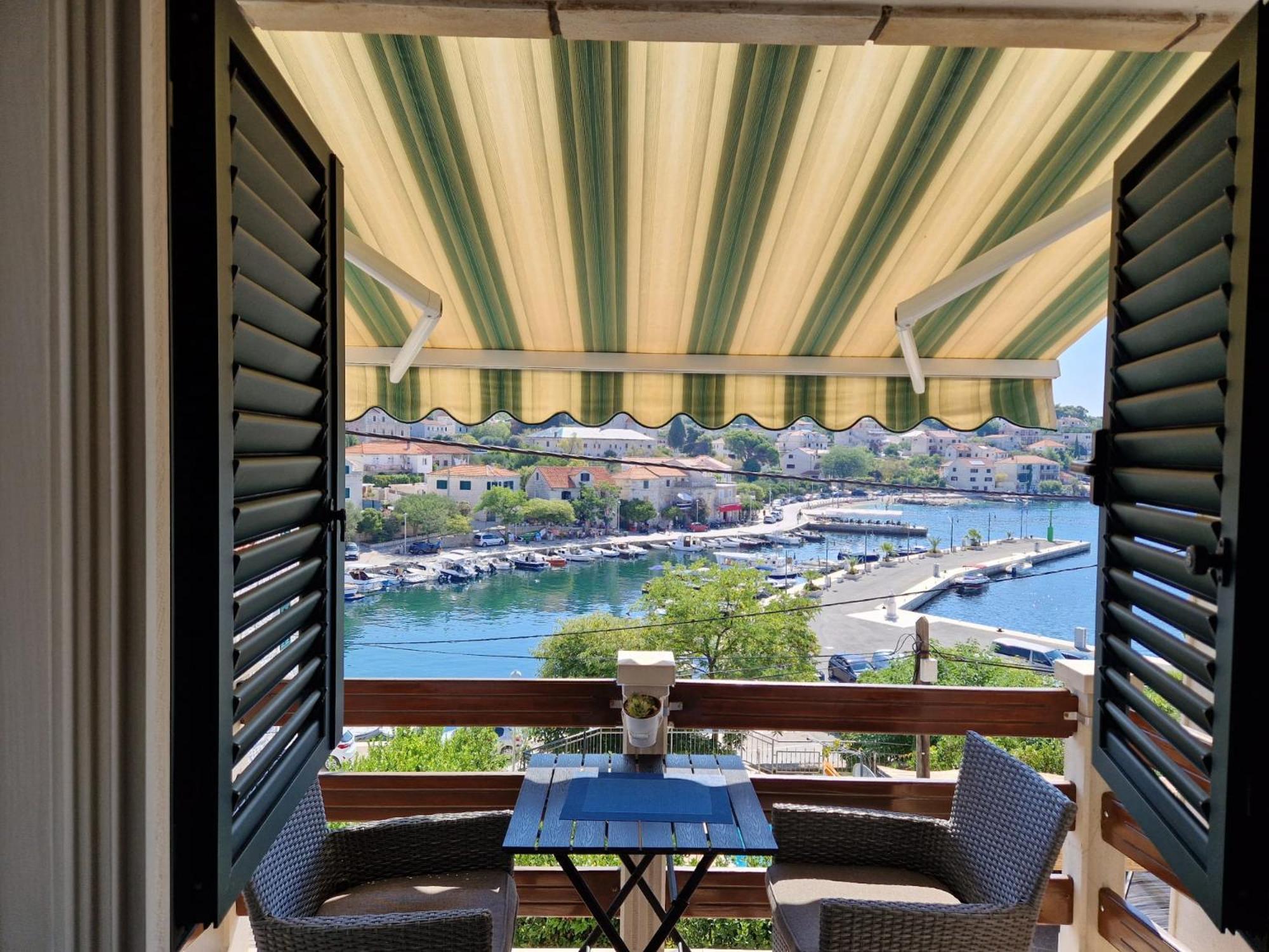 Studio Apartment Riva Sumartin Exterior foto